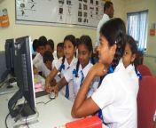 lk edu computers 400x264.jpg from lankan school dacne videos