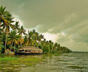 kerala houseboat in monsoon.jpg from kerala momson xxxiar batal garl sex