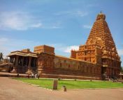 popular temples in tamil nadu brihadeshwara.jpg from tamil natu