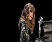 taylor swift reputation tour on netflix.jpg from rep movie