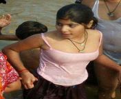 indian bhabi wet figure.jpg from pool deshi vabi sex with another
