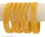 66 indian gold bangles set 9477.jpg from bangle se
