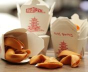 make homemade fortune cookies happier chinese new year.jpg from 航空学院美女 chinese homemade video 中国