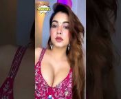 hqdefault.jpg from view full screen hot desi babe showing sexy pair of melons mp4
