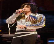 mature mj is really hot michael jackson 17232087 1893 2560.jpg from mj 30 sexy