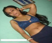 desi aunty in two piece 1.jpg from desi young aunty