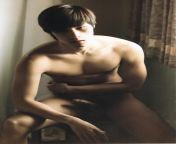 tumblr nosddnfcxr1upz1lbo4 400.jpg from leslie kee male nude asian