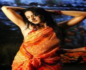 anushka shetty spicy armpits hip navel show photos in orange saree 28129.jpg from tamil actress all hot hip sex scenes porn video