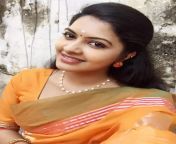 actress rachitha cute selfie stills 4241.jpg from saravanan meenakshi rachitha hot photos