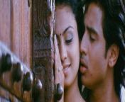 top 10 tamil romantic love songs oru kili oru kili song.jpg from tamil romtigal song