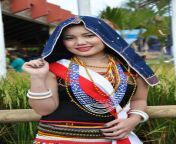 lovely girl kadazan dusun native traditional costumes sabah borneo kota kinabalu malaysia may kadazandusun ethnic 65045088.jpg from budak kadazan
