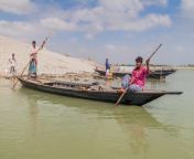 bogra bangladesh november local boatmen jamuna river banks sariakandi ghat near bogra bangladesh bogra bangladesh november 188422737.jpg from bangladesh à¦à¦°à§ à¦à§à¦°à§ à¦à§à¦¦