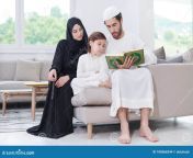muslim family reading quran praying home traditional muslim family parents children reading quran praying together 180066344.jpg from home servants muslim in