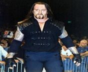 170px undertaker standing 1997.jpg from undar tekar