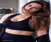 e8ea4d3b44ee48a0a411d28987b78bf4.jpg from shama sikander nudes images