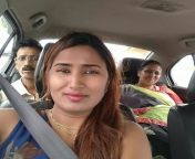 swathi naidu with her parents.jpg from swati nadu