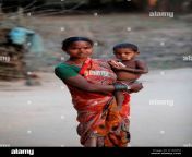mother and child muria tribe erdku village chattisgarh india h18g7m.jpg from indian village mom sex mama old women aunty style tamil sleeping