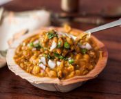 delhi style matar chaat matra recipe spicytangy dry green peas curry curry recipe.jpg from indian desi delhi chat