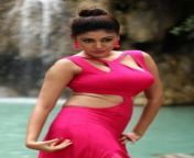 240px oviyaboob1.jpg from tamil actress oviya boobs shownisa korala xxe news anchor sexy news videodai 3gp videos page 1 xvide