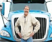 10 tips how to hire best truck drivers 9 1100x731.jpg from driver