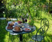 get summer started with a picnic in your garden and hovis granary bread 5 1024x678.jpg from picnic garden mms