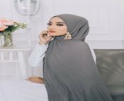 dark grey pleated hijab.jpg from hijab style