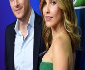 sophia bush caught holding hands with ex boyfriend chicago p d costar jesse lee soffer photo 2 jpgw1200h675crop1quality82stripall from sophia catches you looking up her skirt pt 2diagulsex