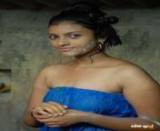 211 2114006 tamil actress in pavadai.jpg from tamil aunty pavdi