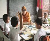 pembalajaran aktif dan kreatif.jpg from video guru sekolah sd wanita diperkosa warna kulitnya yang di sekolah sd kelas anak muridnya di indonesia