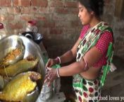 indian village aunty cooking prawn sea fish fry amazing 818x490.jpg from aunty sea kate din village forest forced sex video indian school xxx