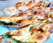 turkish pide kapalı spinach and cheese.jpg from türk kapal