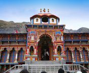 badrinath temple.jpg from indian suck in temple