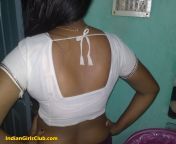 blouse back indian girls.jpg from kerala saree remove kulli seen
