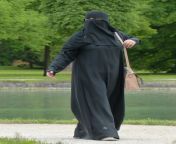 person girl woman monument statue clothing black outerwear garment dress islam burka tradition costume gown panel muslim veiling formal wear concealment niqab muslim woman pakistani burqa 1350702.jpg from hausa muslim burkha