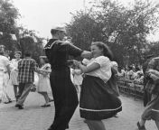 on the central park mall a sailor dances with a young woman news photo 578743525 1564777140.jpg from vintage young naturist family contest