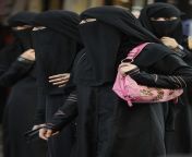 6829fc549f4b3357234173d98666d31d hijab niqab school style.jpg from saudi arab niqab sexy