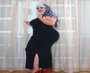 0eb324a1563fdddd9c6026cd795dbb6f.jpg from big booty arab lady in tight satin dress slow