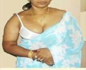 21a964c210bf591a5aba23dc628eb9de.jpg from indian old aunty hot cleavage