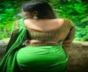3d9f1dd524b69864ce920a0c7f301135.jpg from hot photo of back side kamar of marathi aunty in wearing a saree in her style