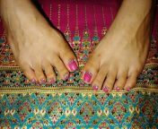 7fcdb4a0464bd4a1f0008f1117183e76.jpg from indian aunty legs nailart and spreading show legs