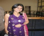 06bf91f9b58500fc75f58124c89fdd73 you are so beautiful desi aunty.jpg from indian housewife in salwar suit