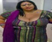d09089917ac4c8f311acfc5ec664fbc5.jpg from very big boob aunty wearing sari showing huge cleavage and ass line