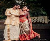 fd26a42294c2d5d6a27d8f307f9db28d.jpg from south indian newly married couples first