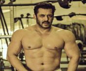 c15d8fb90c8177e62c5f071cffee2153.jpg from indian actor salman khan hairy nude photo