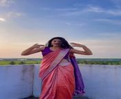 cute desi girl sexy navel in pink saree mp4 snapshot 00 02 385.jpg from cute in sari mp4