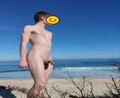 b4l2ohskekpa1.jpg from slimdog 3d naked