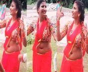 maxresdefault.jpg from big navel in low hip saree
