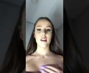hqdefault.jpg from emmasweety69 periscope live