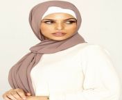 s l1200.jpg from hijab women nu