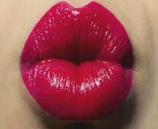 kissing lips.jpg from two lip kiss american